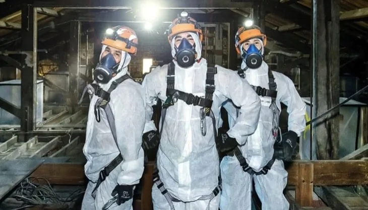/asbestos-roof-removal-and-replacement/asbestos-roof-removal-and-replacement-1.webp